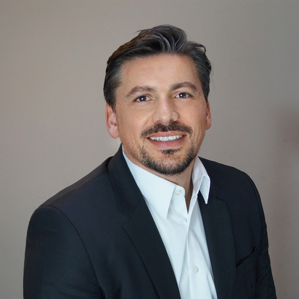 Mevludin Dzeladini
